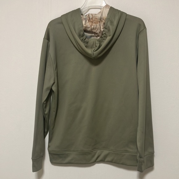 #8 Real Tree Fishing Men’s Performance Fleece Hoodie. - Picture 3 of 4